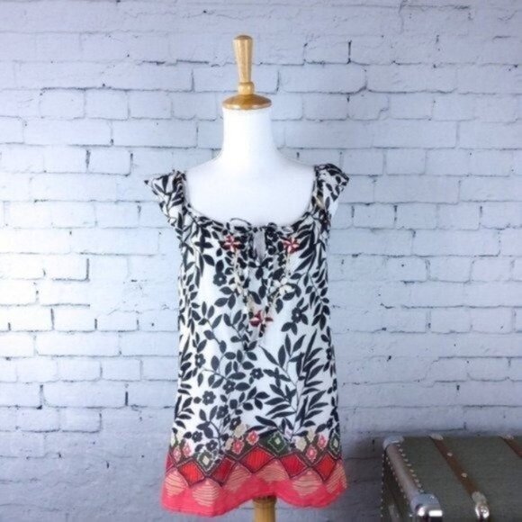 Magazine Gauzy Flutter Sleeve Embroidered Top Size Medium - Picture 1 of 6